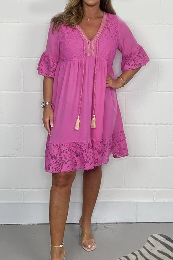 V-neck lace patchwork dress