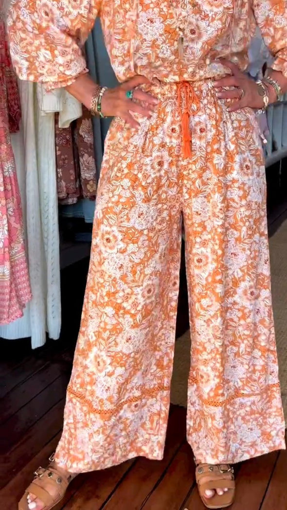 Floral V-neck Long-sleeved Two-piece Suit