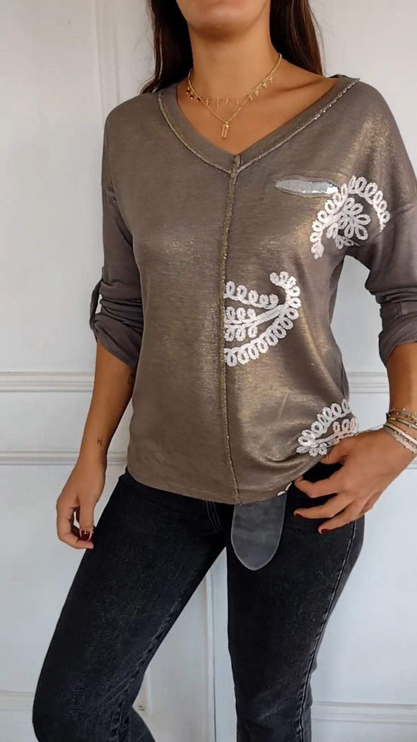 V-neck Hot-printed Long-sleeved Casual Top