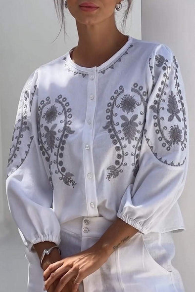 Cotton and linen embroidered pattern top