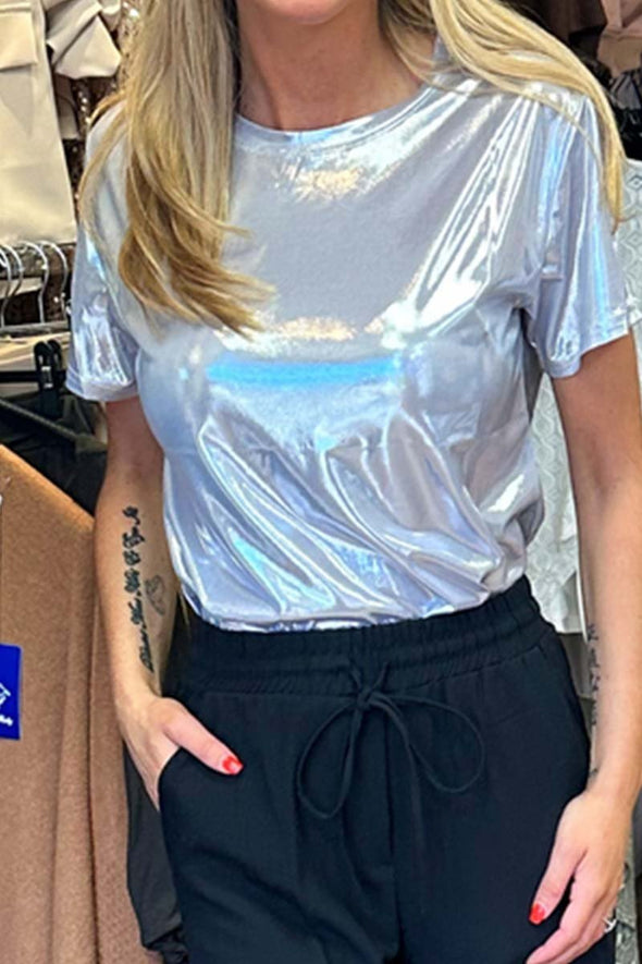 Casual glossy short-sleeved t-shirt