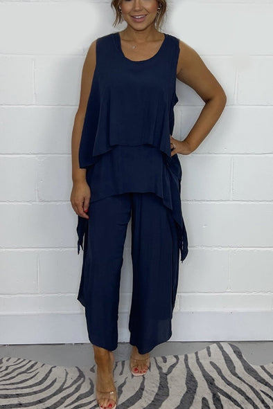 Casual sleeveless loose top and pants suit